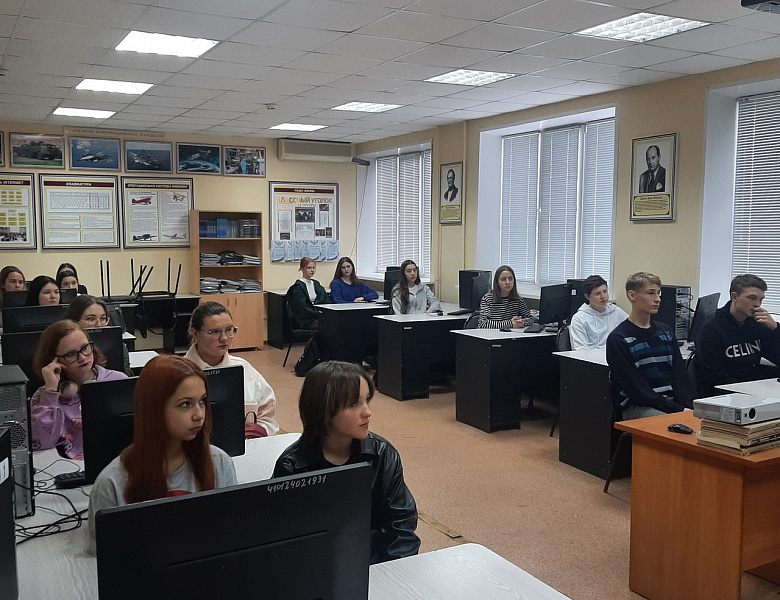 Проект "УПК 21 – Учебно-производственные классы" стартовал для гимназистов