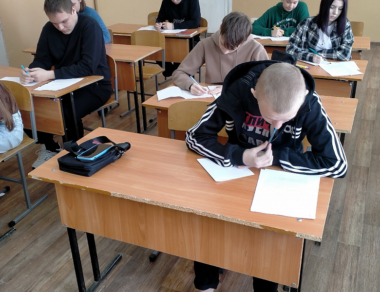 Память сильнее времени. Олимпиада по истории ВОВ