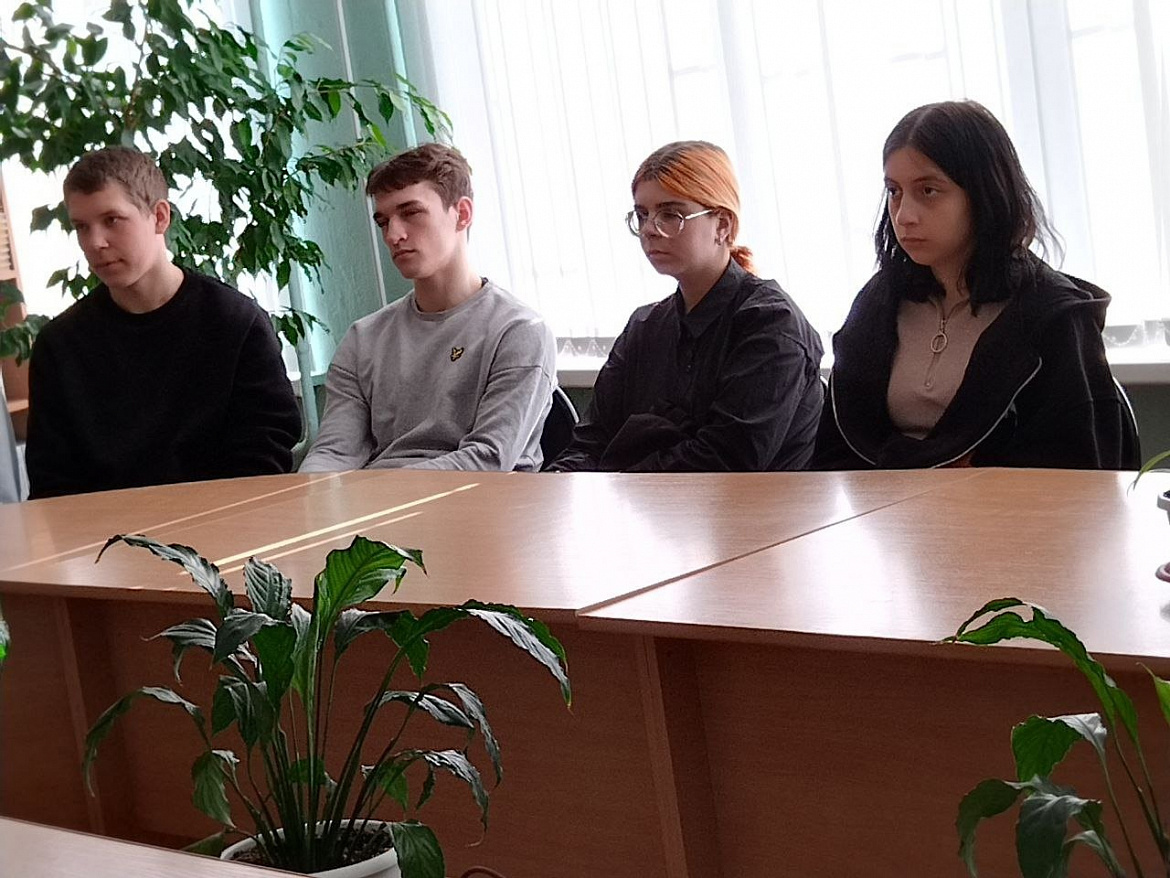 «Россия умная: узнаю о профессиях и достижениях в сфере образования»