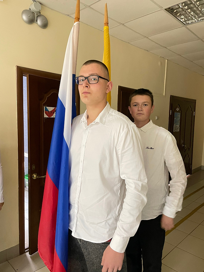 Вынос флагов 28 сентября